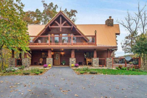 Alpine Oasis- Secluded Cabin 17 acres Outdoor Swimming Pool Access